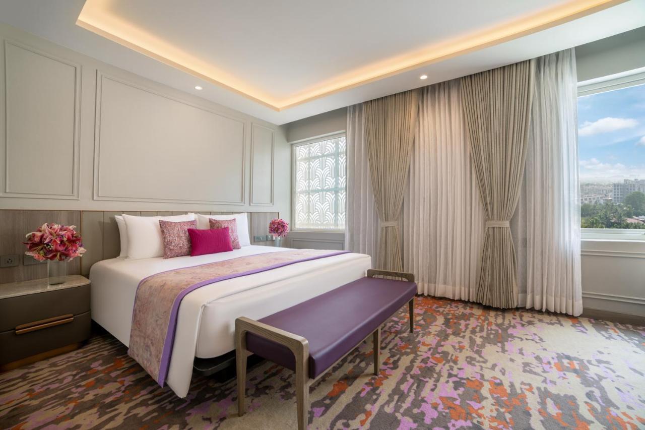 Vivanta Ahmedabad Sg Highway Экстерьер фото