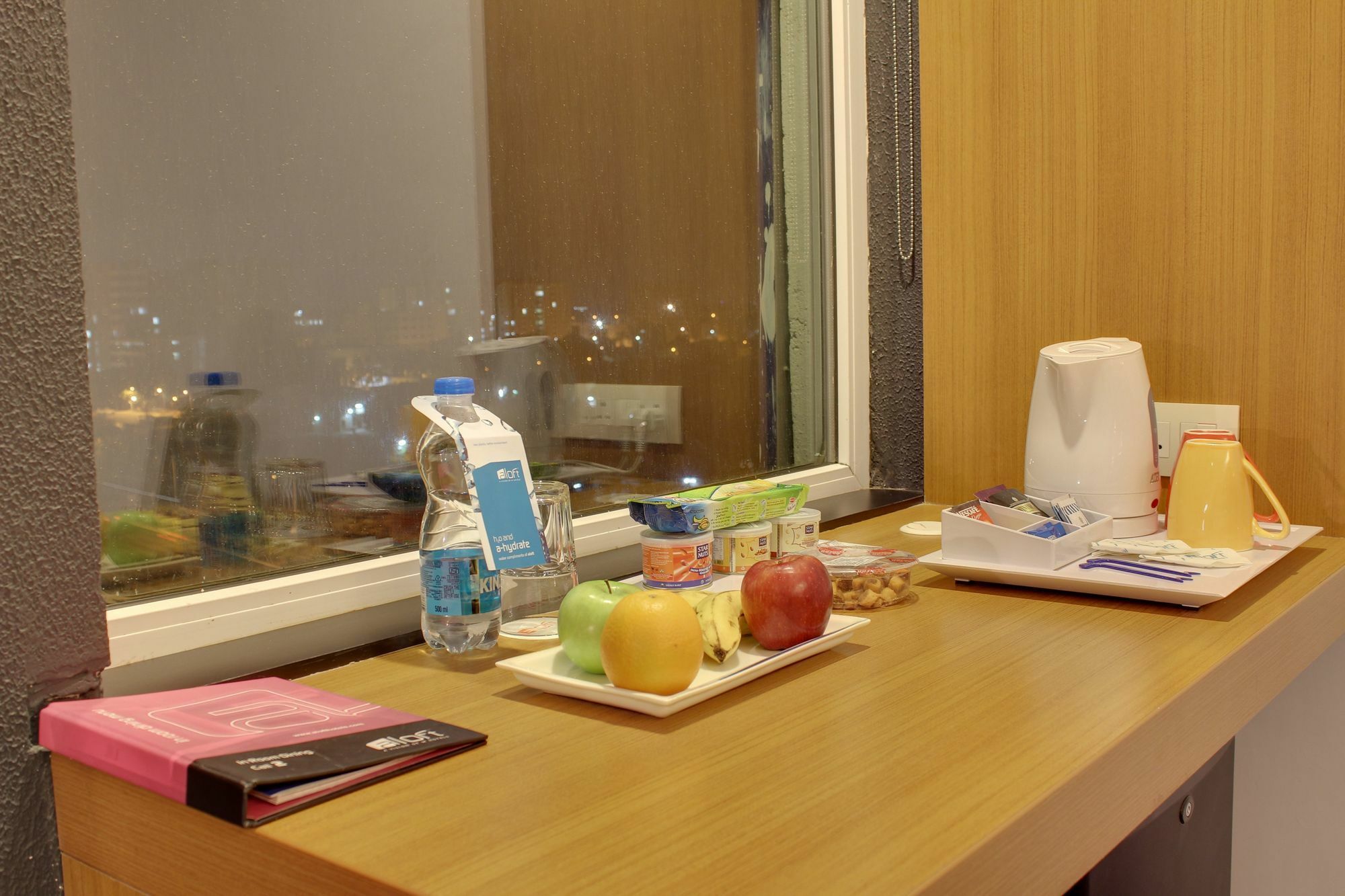 Vivanta Ahmedabad Sg Highway Экстерьер фото